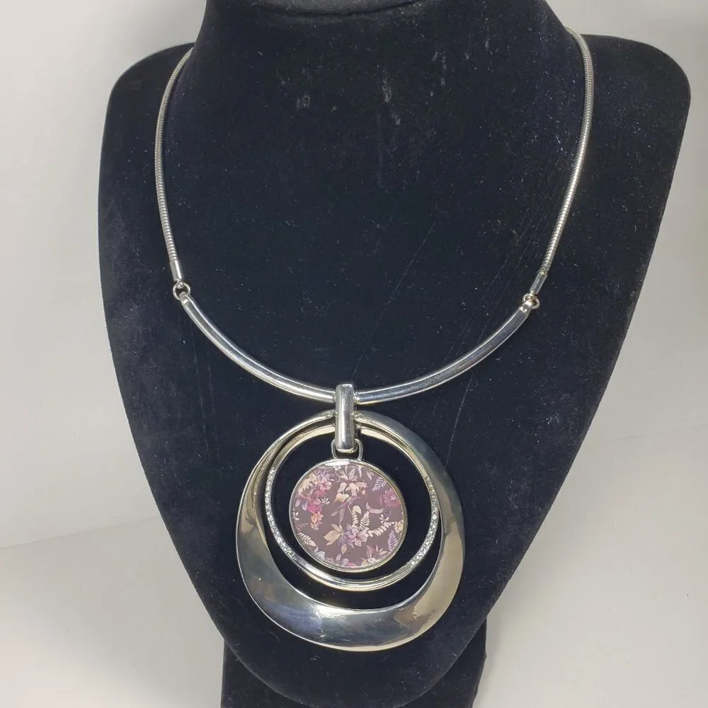 Multi Hoops Flower Pendant Statement Necklace - Polished Silver tone